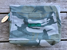 Load image into Gallery viewer, Pouch-P004
