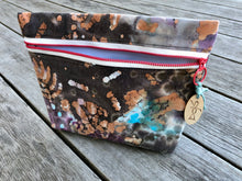 Load image into Gallery viewer, Pouch-P013

